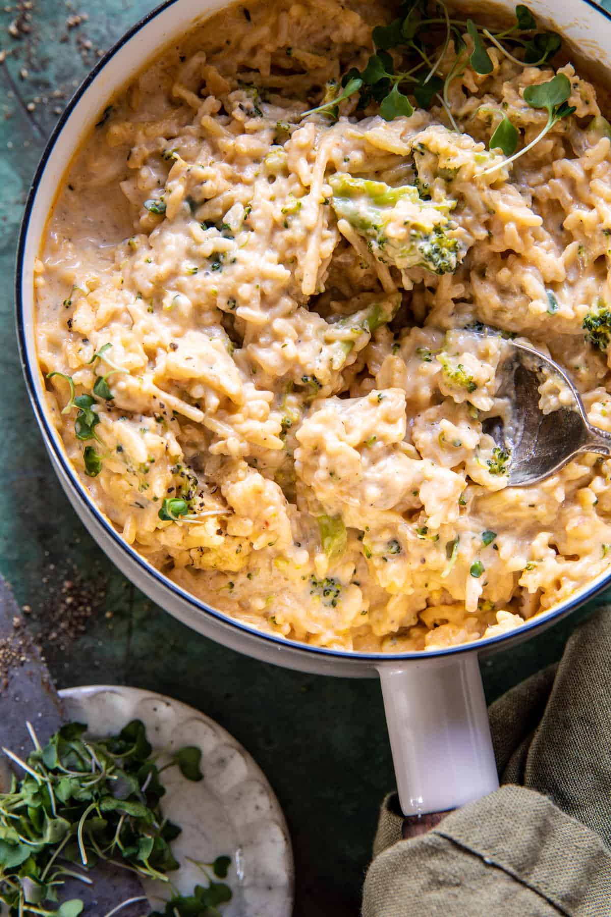 Creamy Cheesy Broccoli Chicken & Rice: A Family Favorite Dinner